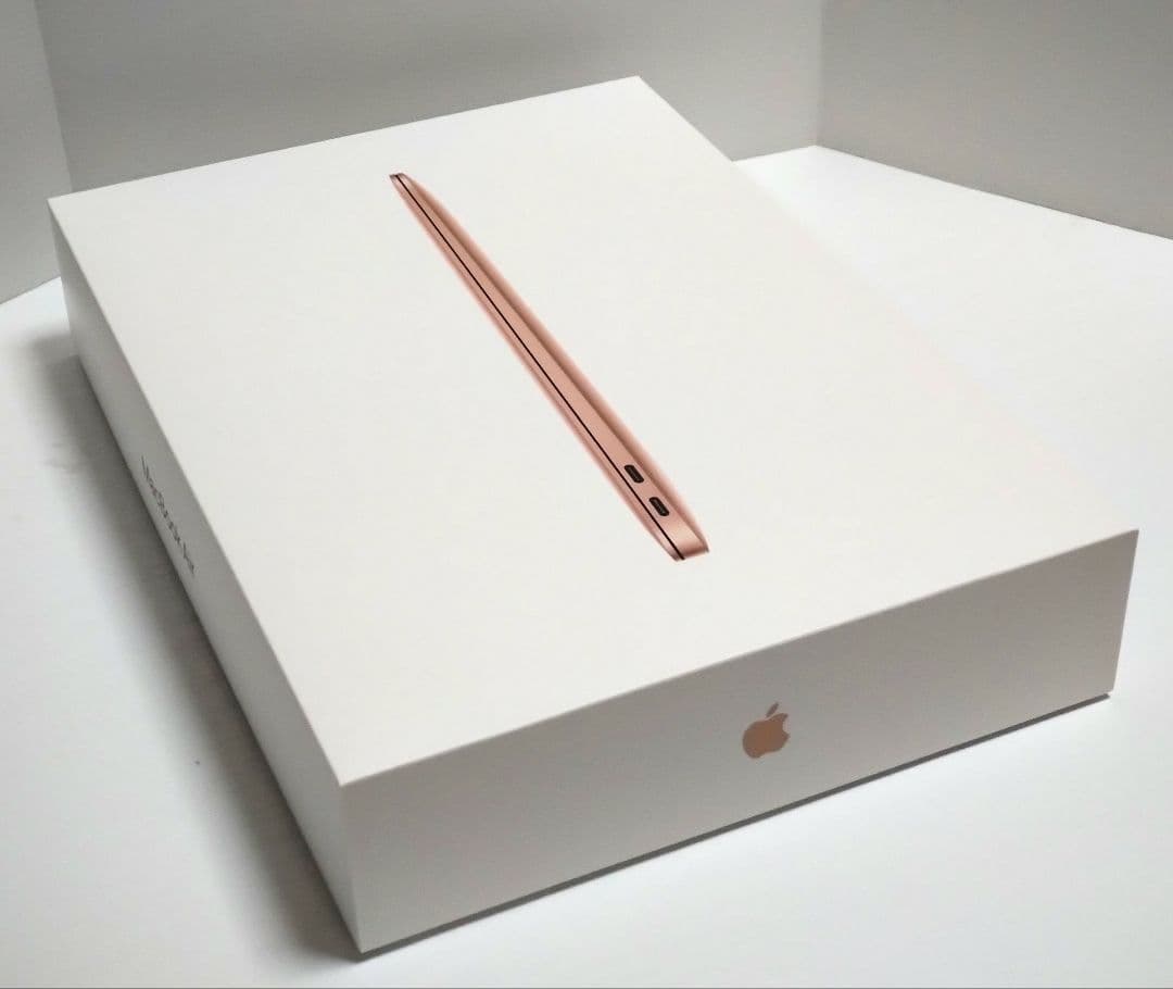 【超美品】MacBook Air M1 13インチ 本体 充電ケーブル付き