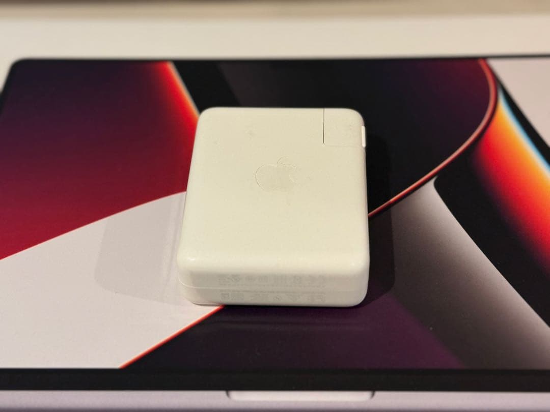 MacBook Pro 16インチ M1Pro 16GB/512GB