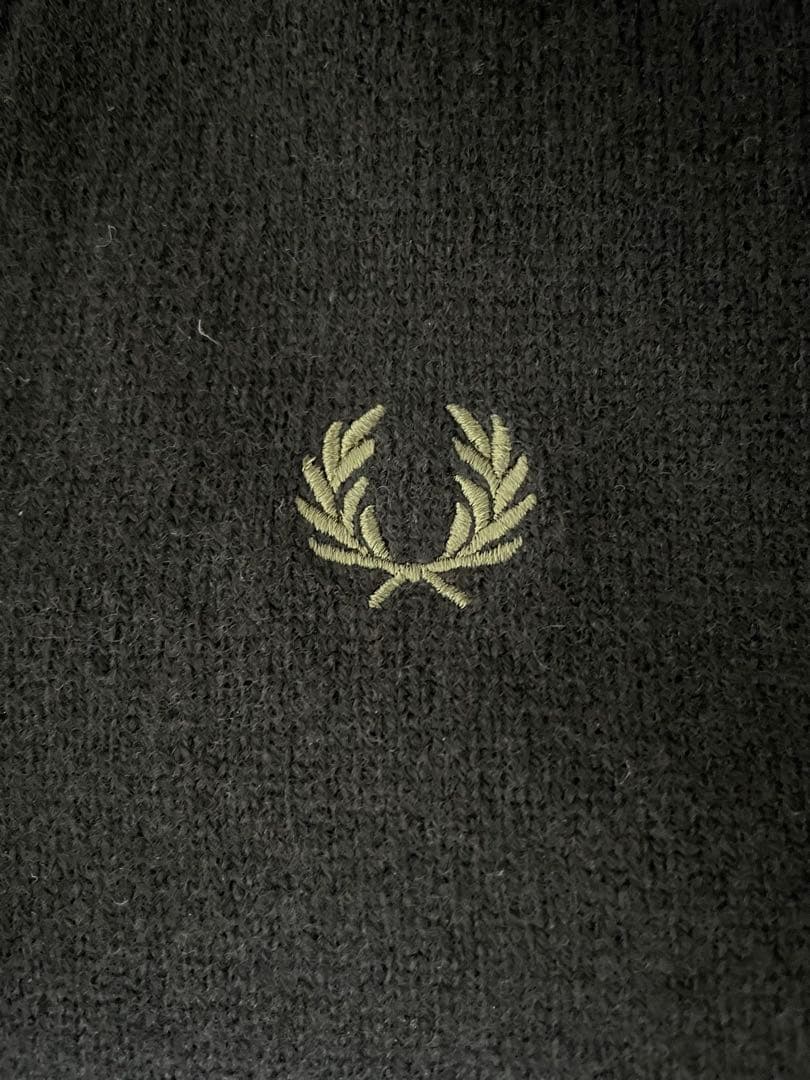 FRED PERRY ニットベスト