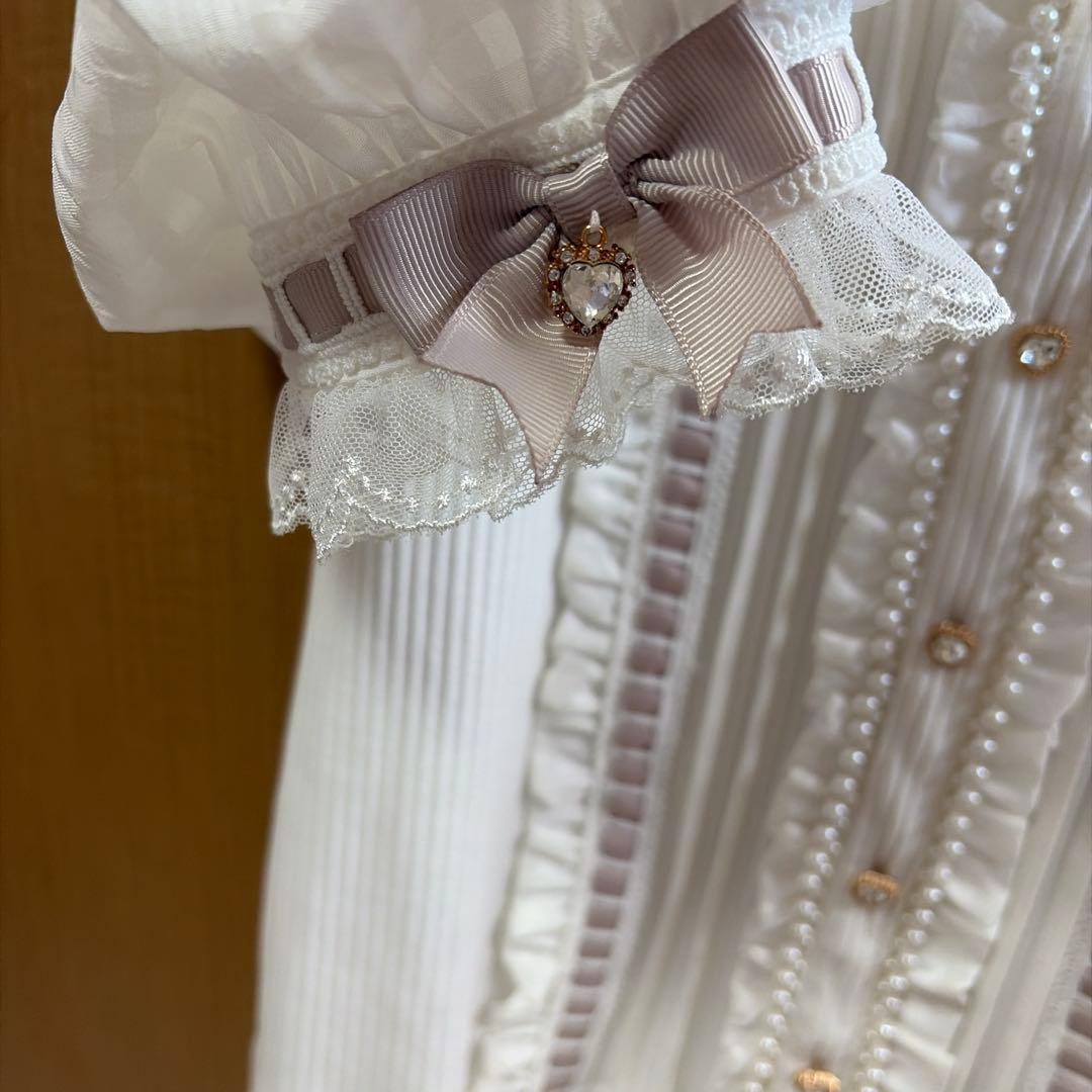 LIZLISA リズリサ ストロベリー刺繍 セーラーブラウス