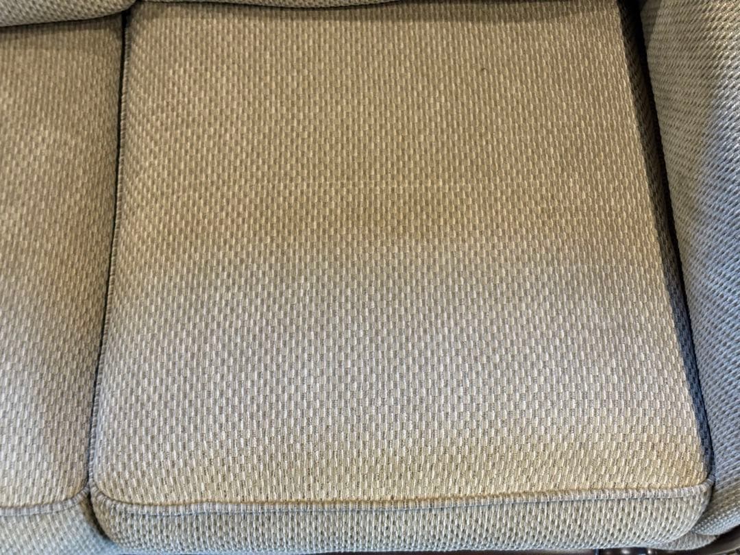 Ashley アシュレイ　二人掛け　ソファ　アームソファ　ヨーロピアン　IZZ