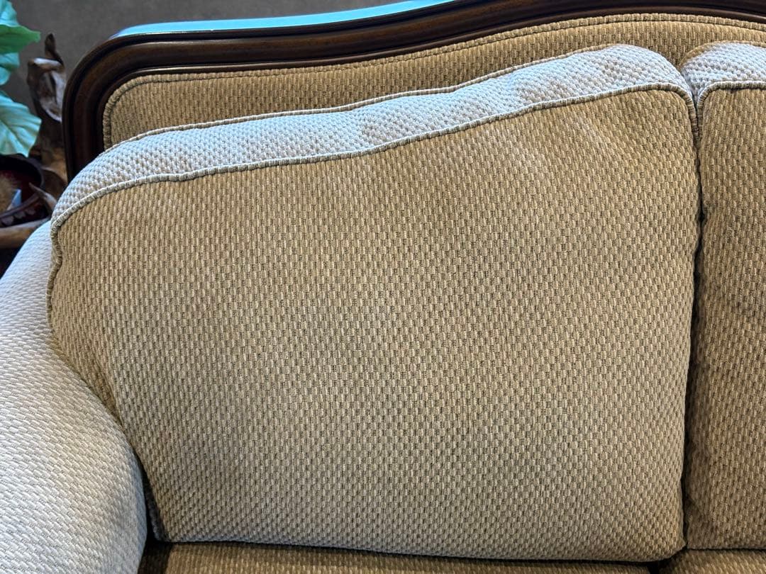 Ashley アシュレイ　二人掛け　ソファ　アームソファ　ヨーロピアン　IZZ