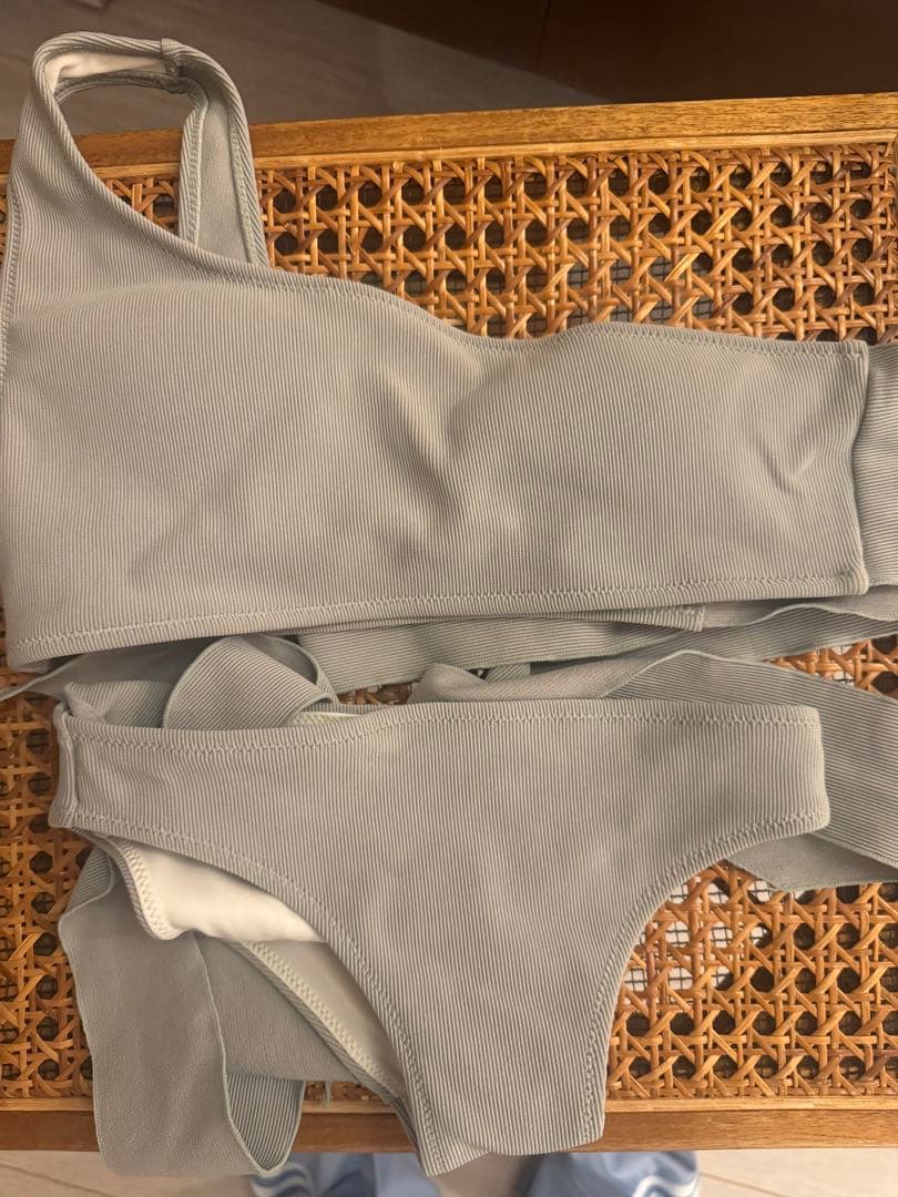 ETRE TOKYO リボンビキニ上下　アリシアスタン