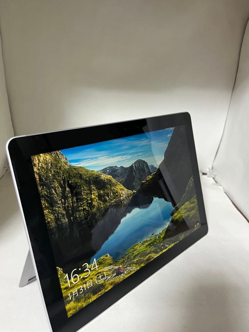 Surface Go LTE Advanced　KAZ-00032