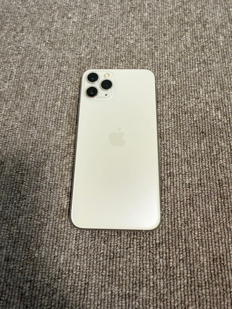 Apple iPhone 11 Pro ホワイト 本体　64G