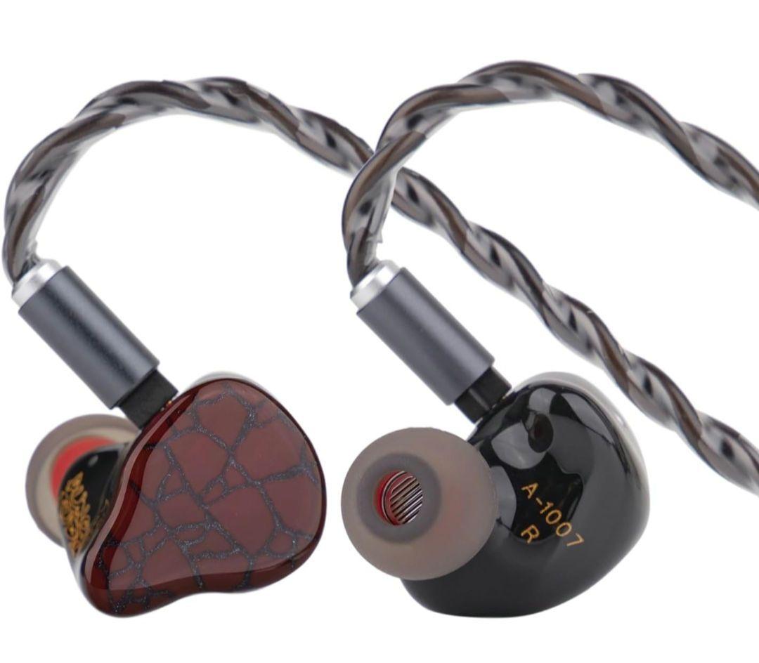 未使用未開封　PUNCHAUDIO MARTILO 有線イヤホン　他社イヤピ付き