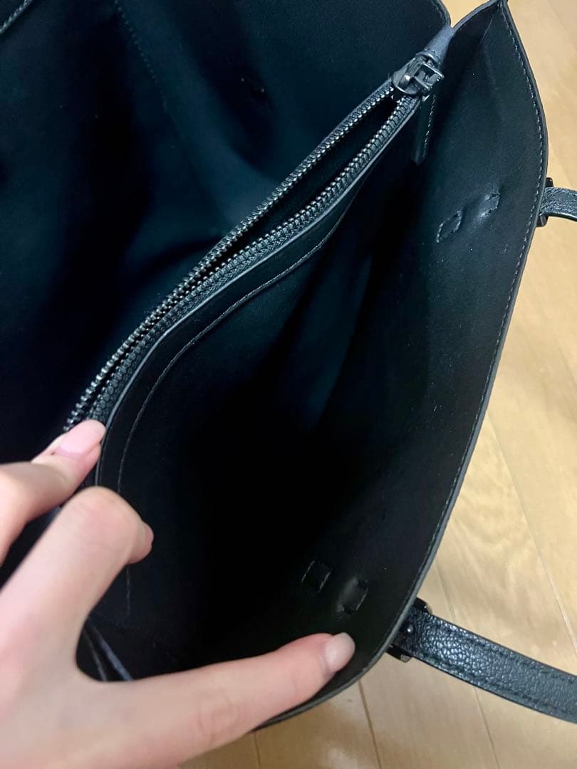 【極美品】CHARLES&KEITH クラシックダブルハンドル トートバッグ