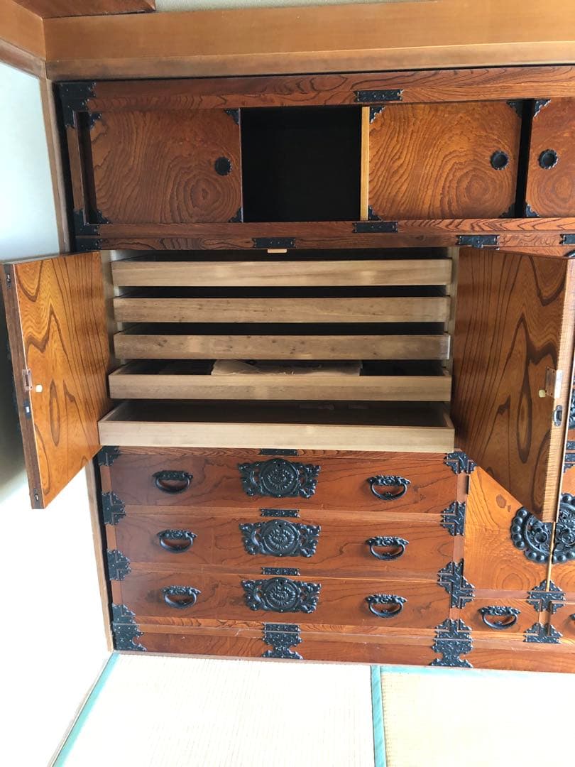 【最終値下げ】桐箪笥 漆塗り 和箪笥