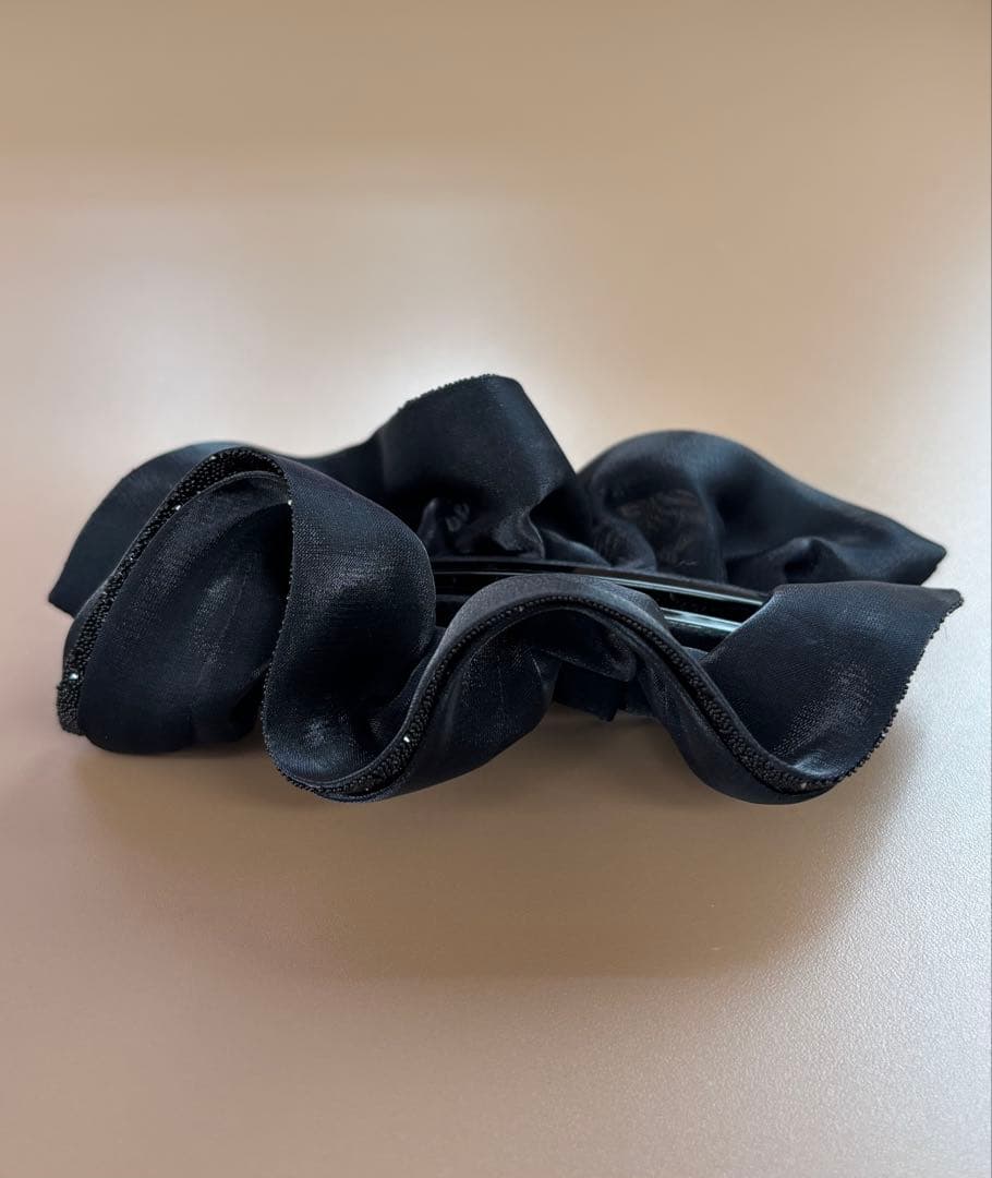 コンプレックスビズ　バナナクリップ　黒