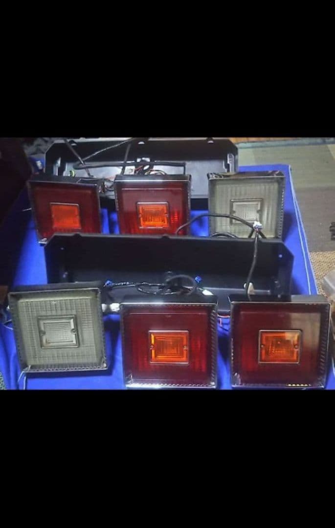 JB 06 角型テールランプ単体セット ３連テールデコトラ中型 大型