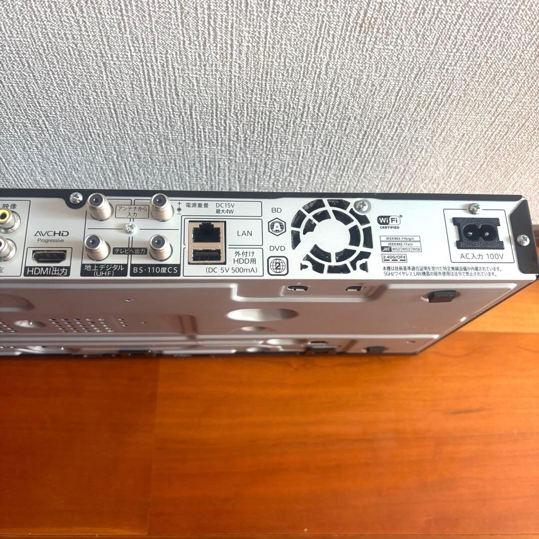 美品　SHARP シャープ ブルーレイ&HDDレコーダー　BD-NW1200