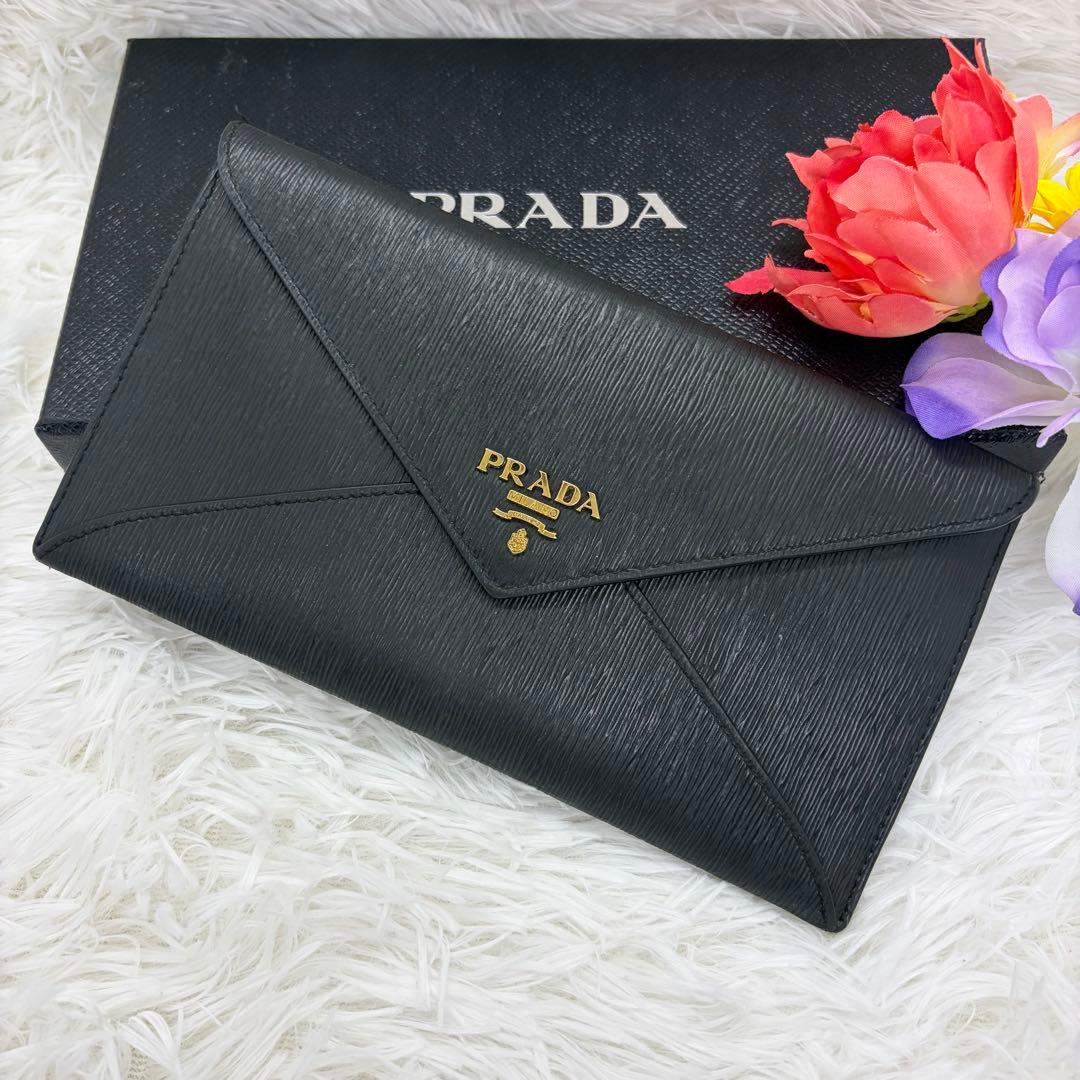 美品✨プラダ　長財布　金ロゴ　ヴィッテロムーヴ　レザー　型押し　ブラック