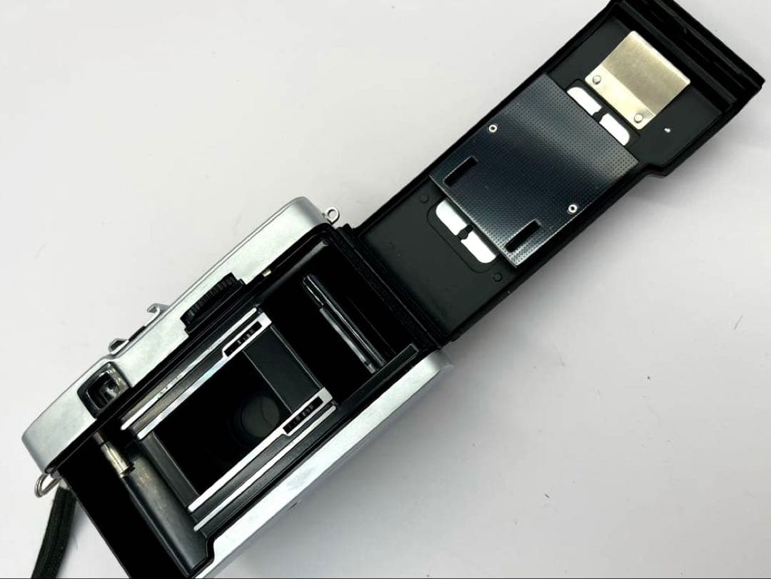 【完動品】OLYMPUS TRIP 35 ・ フィルムカメラ・動作確認済み