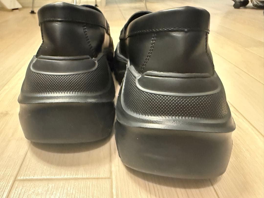 AKIKOAOKI ローファーRegulated Gravity 黒 38