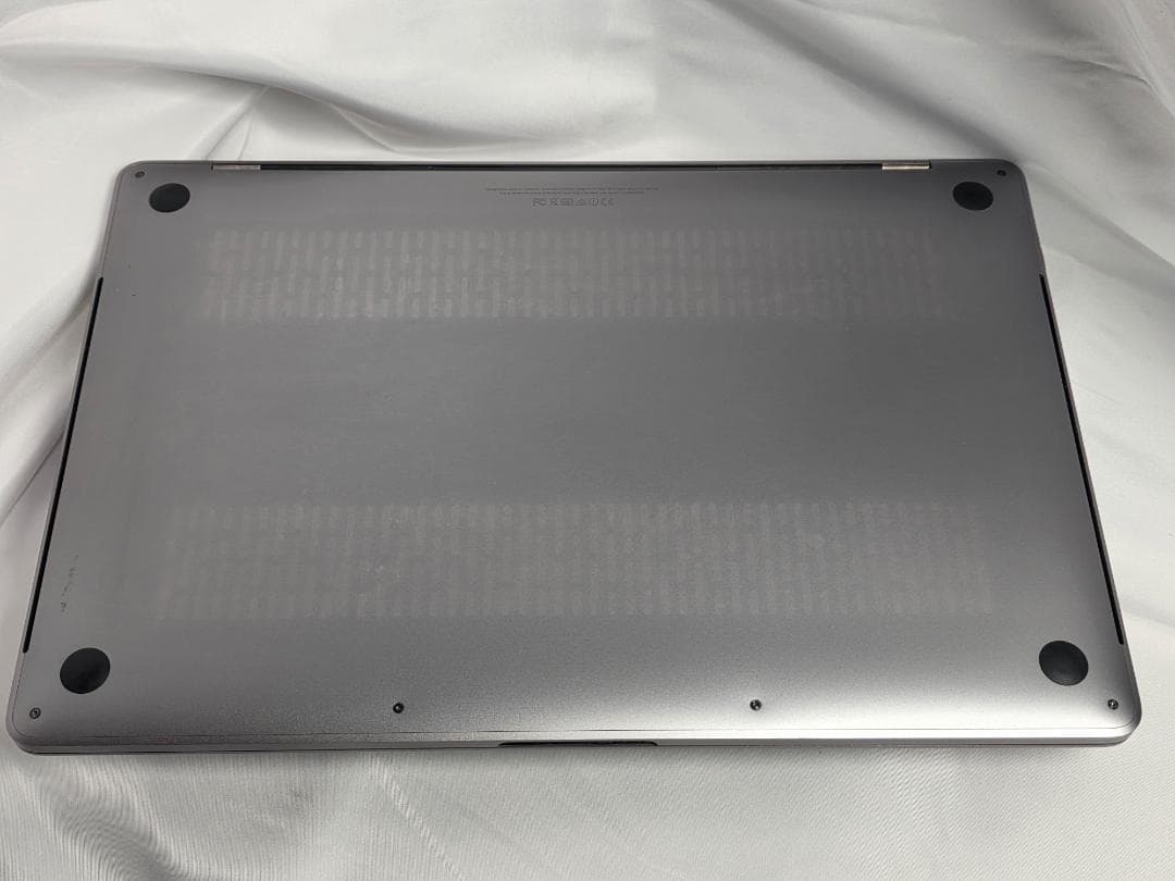 MacBook Pro 15 2016 メモリ16GB SSD1TB ※訳あり