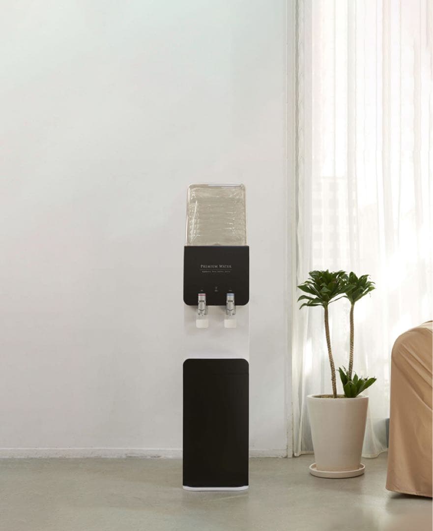 【新品】ウォーターサーバー 黒 (年末処分)