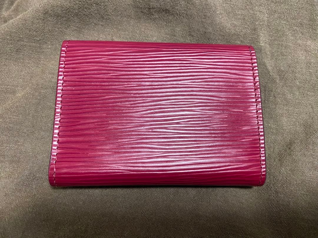 ゆっきぃ　Louis Vuitton 名刺入れ ワイン色