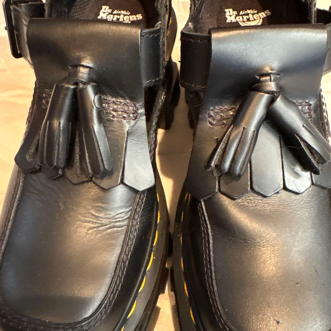 Dr. Martens 厚底ブラックタッセルローファー★