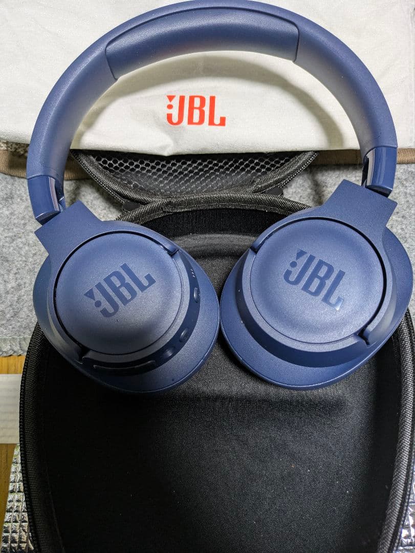 JBL TUNE 710BT ワイヤレスヘッドホン ネイビー