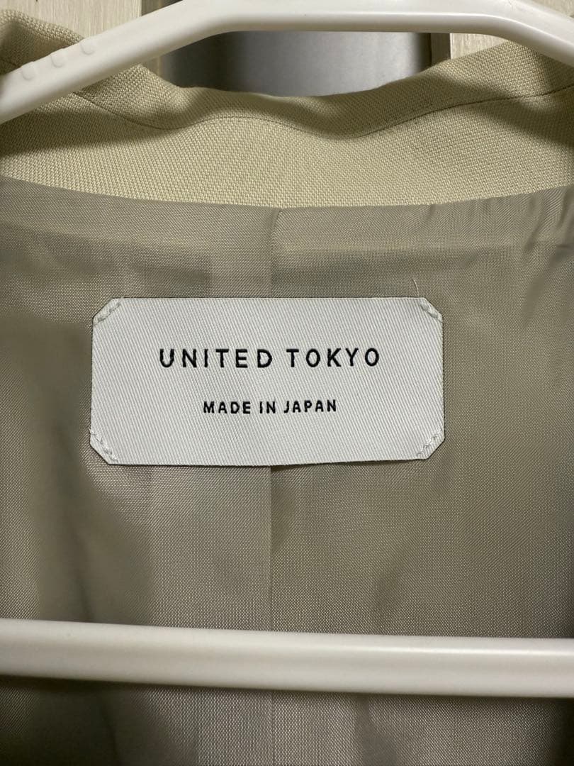 UNITED TOKYO ベージュ テーラードジャケット