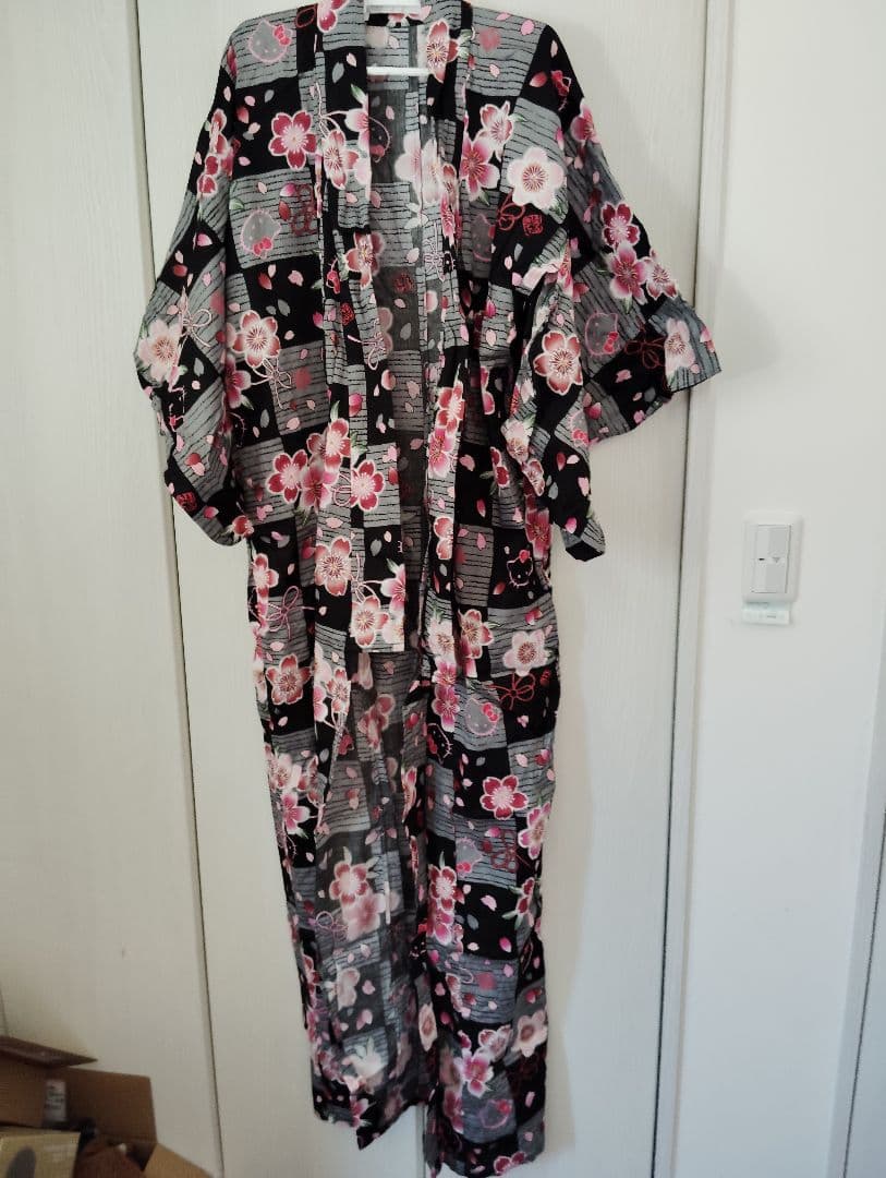 非売品ハローキティ可愛い 桜柄 浴衣帯と下駄セット