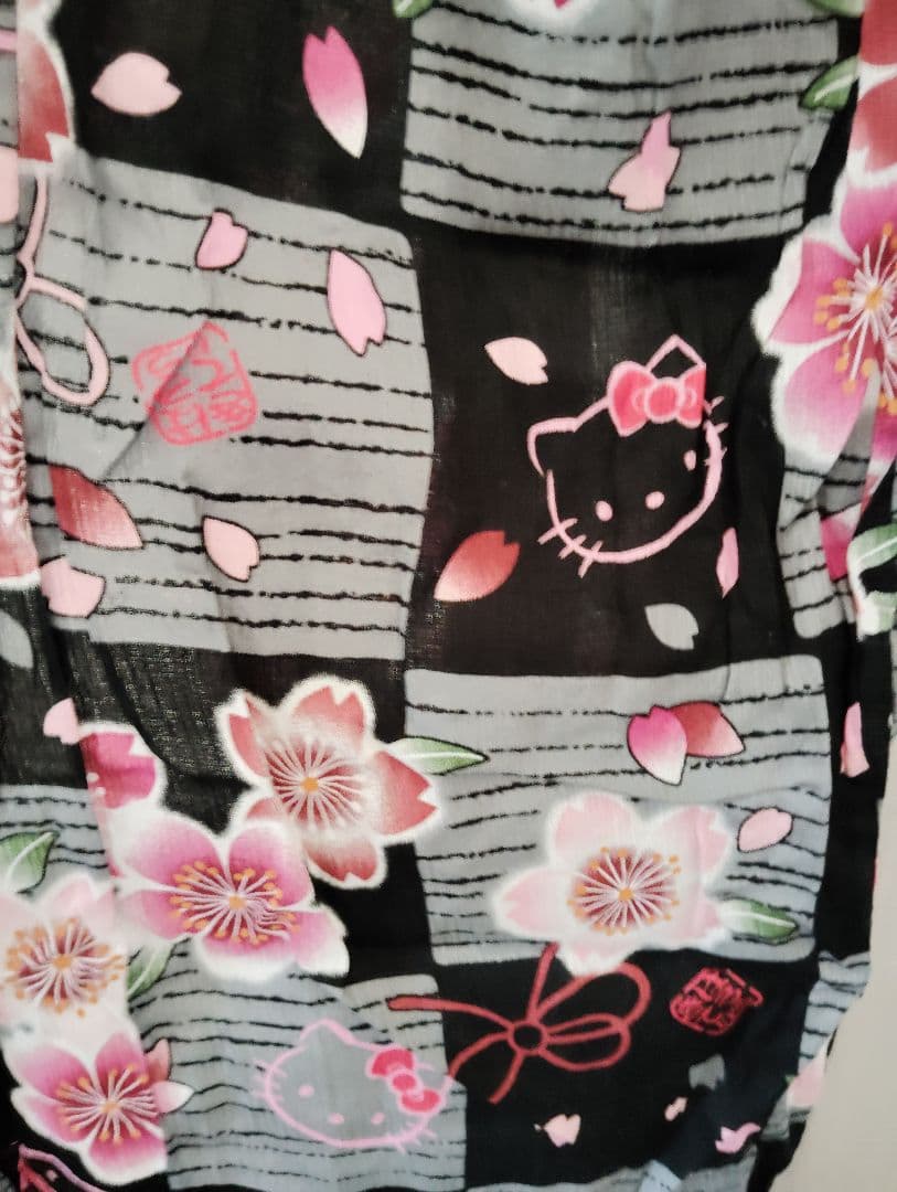 非売品ハローキティ可愛い 桜柄 浴衣帯と下駄セット
