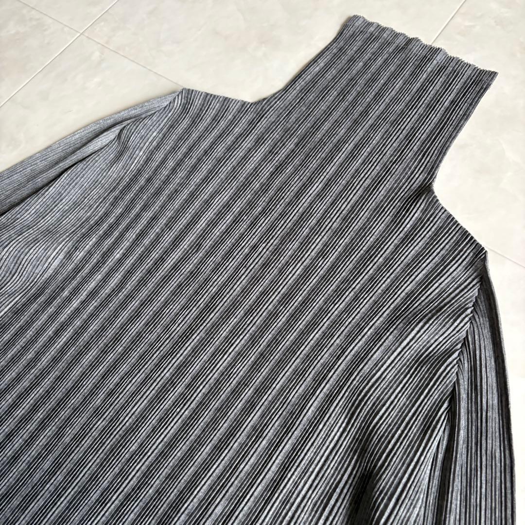 PLEATS PLEASE ハイネック長袖プリーツカットソー チャコール 3