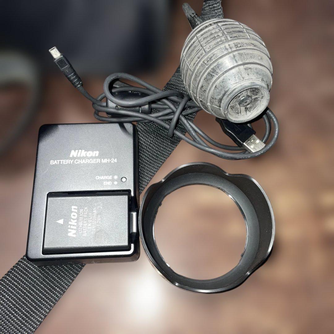 Nikon D5100 本体　バック　レンズなど