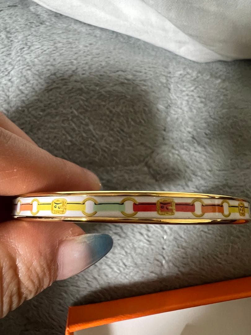 HERMES ゴールド バングル