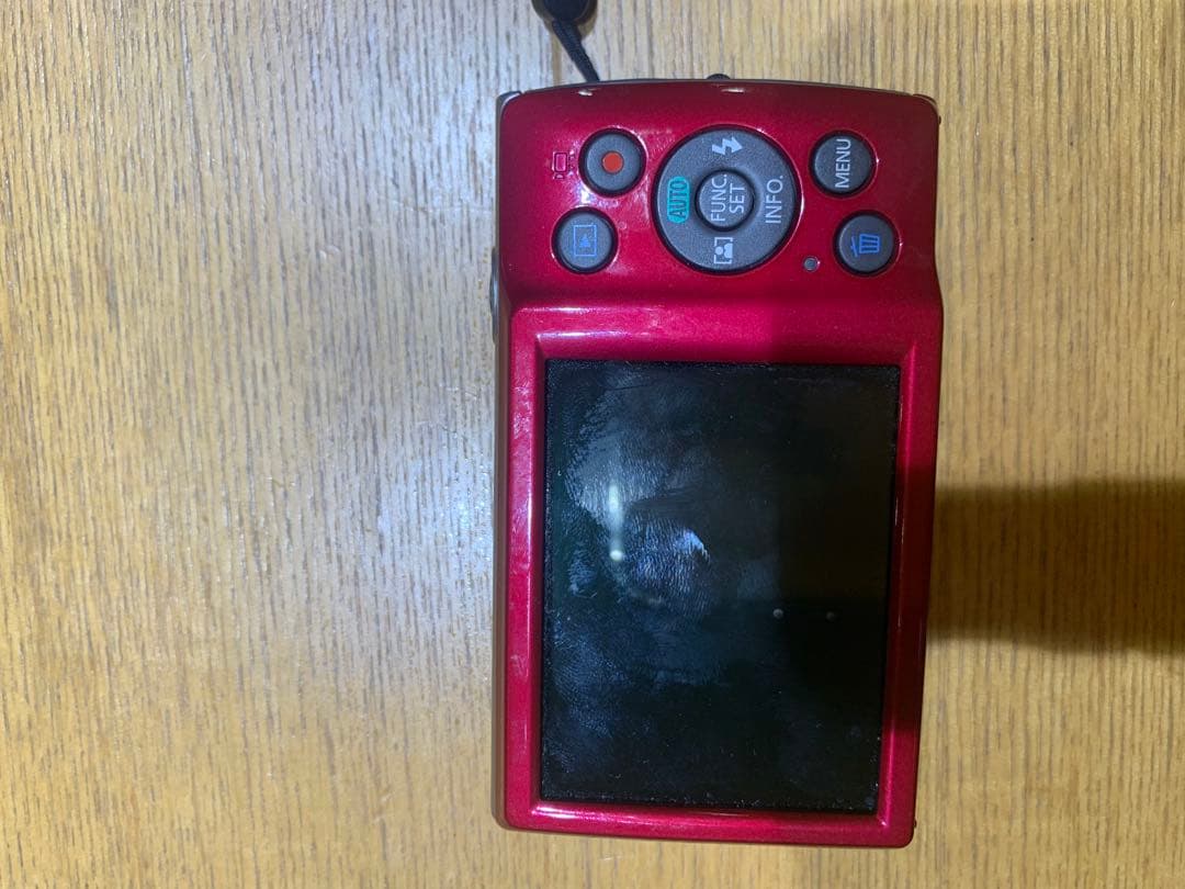 コンパクトカメラ