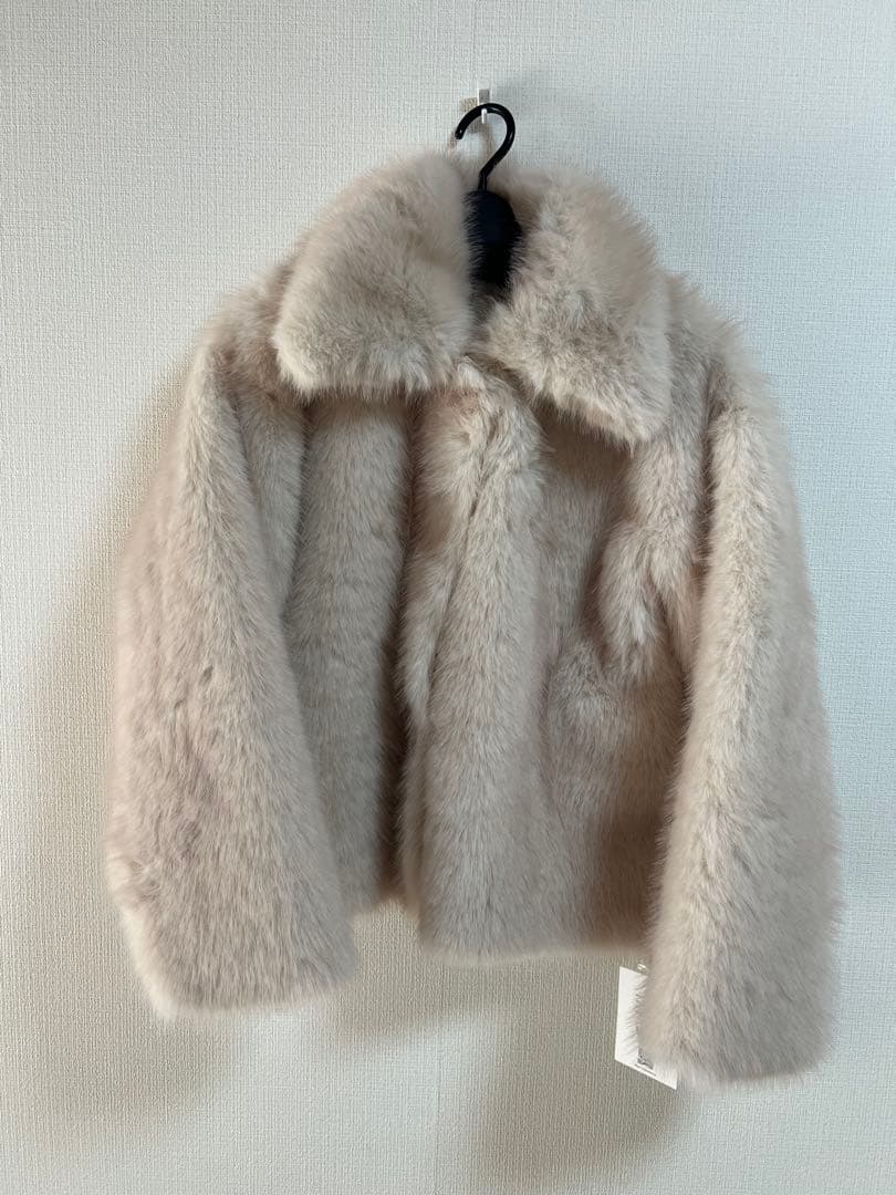 新品未使用　Donoban マルチファージャケット　アイボリー