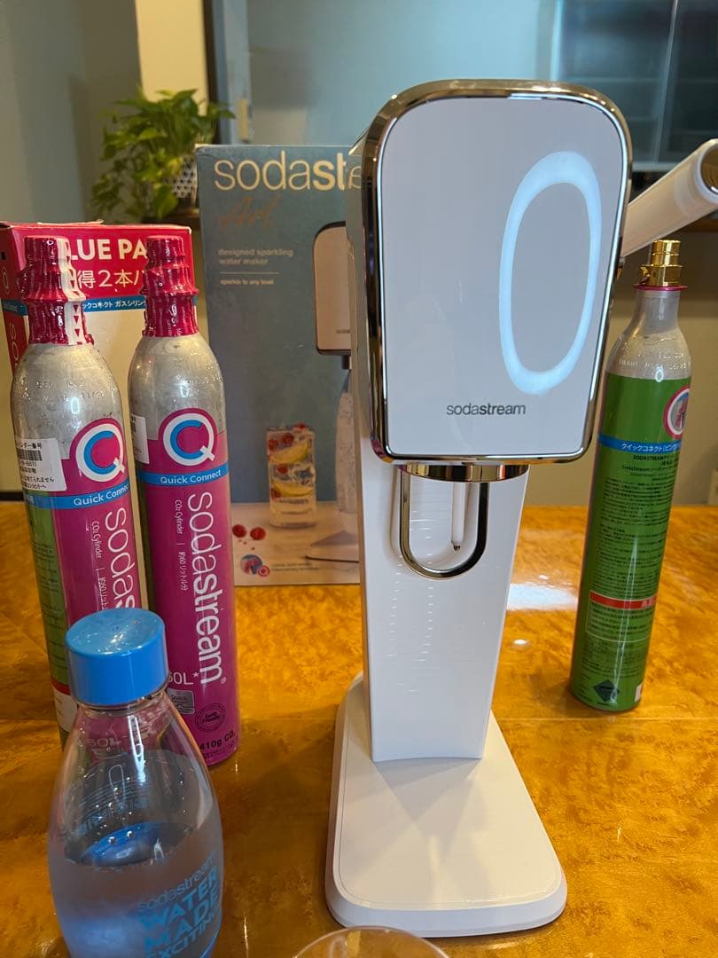 Sodastream Art ガスシリンダー2本　専用ボトル1本