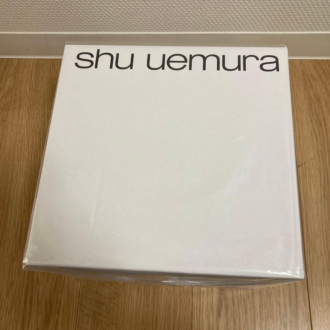 シュウウエムラ　クリスマスコフレ　2022 セーラームーン　新品未使用未開封