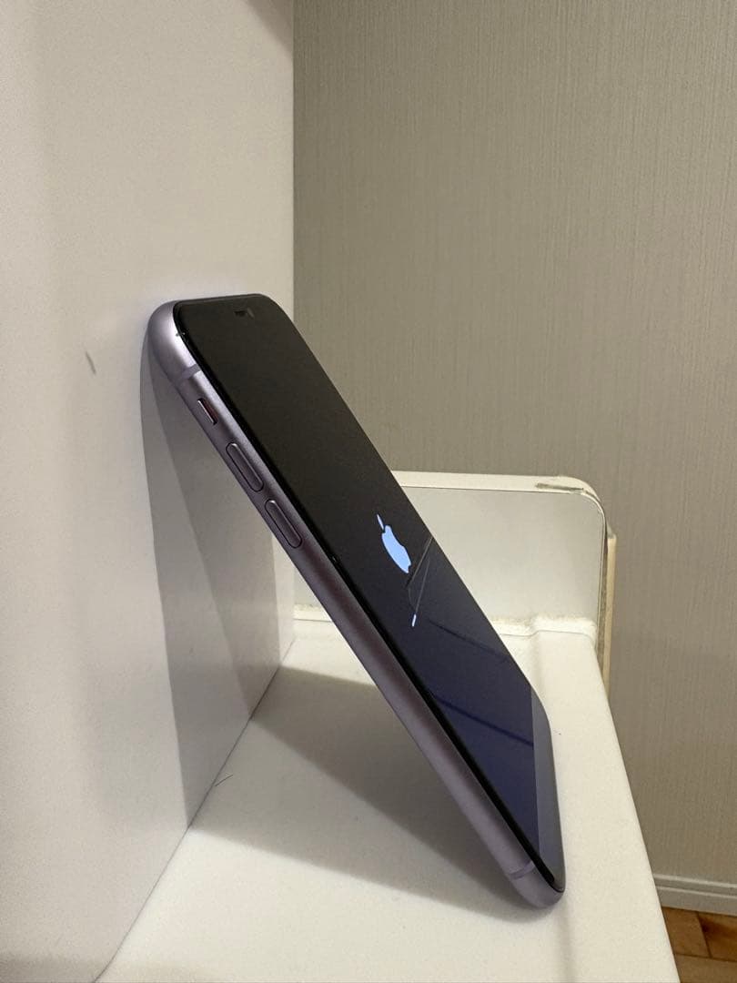 iPhone11 128GB 美品　simフリー　本体