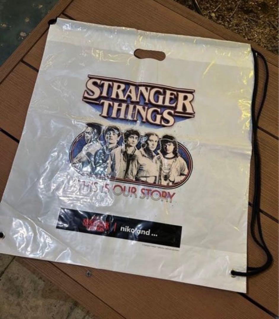 Stranger Things スウェット Mサイズ niko and...