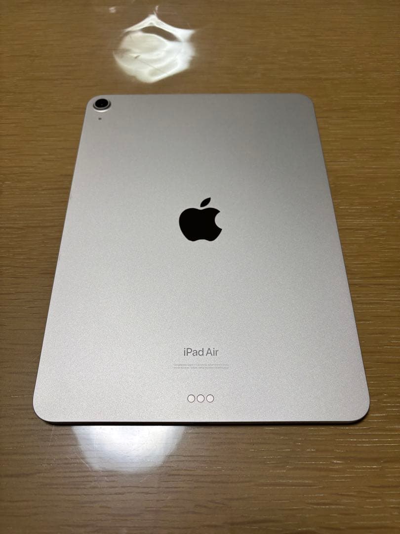 美品Apple iPad Air（第5世代）ガラスフィルム付き