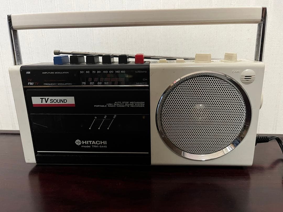 HITACHI ラジオ