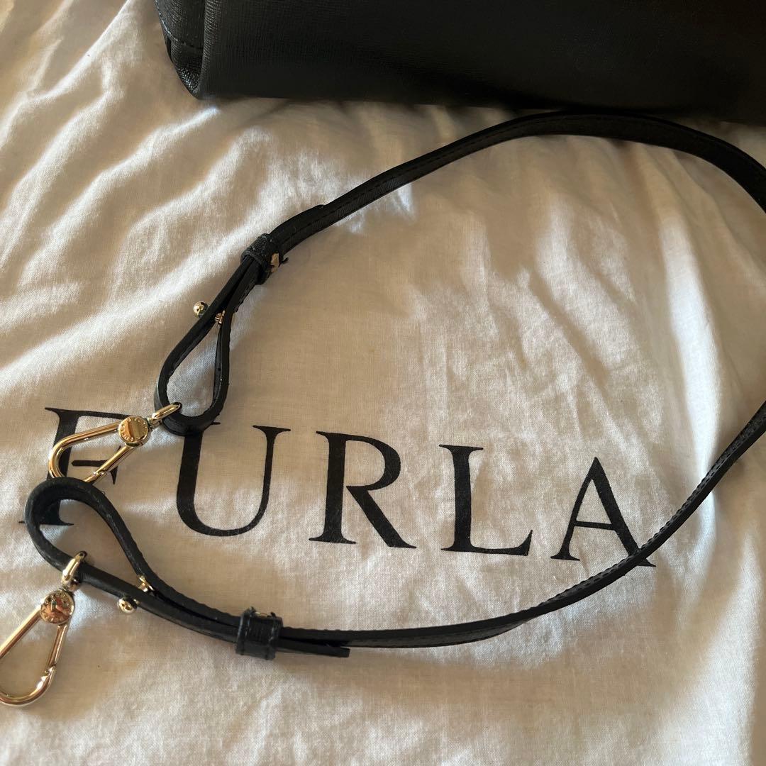 FURLA ハンドバッグ 黒