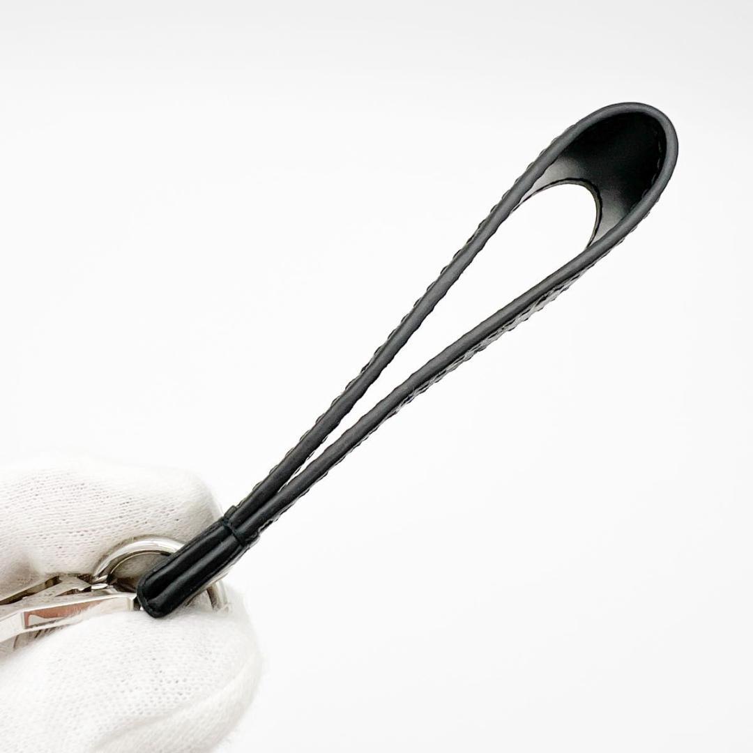 【使用わずか】ヴィトン モノグラム シャドウ キーホルダー ドラゴンヌ