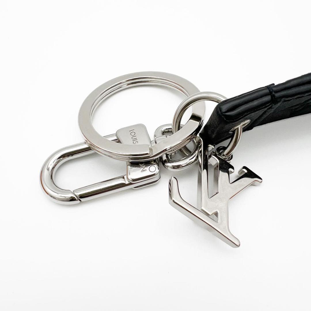 【使用わずか】ヴィトン モノグラム シャドウ キーホルダー ドラゴンヌ