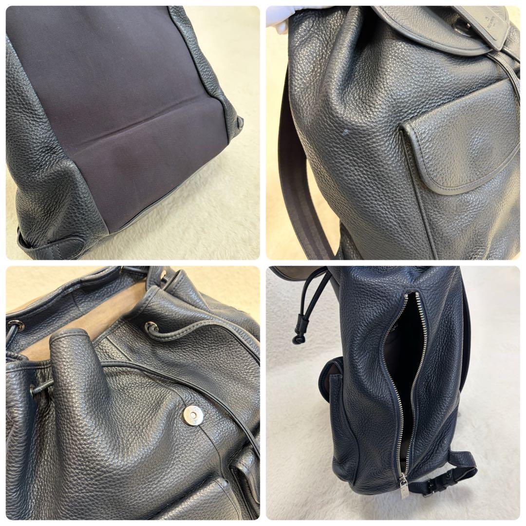 ペッレモルビダ メイデンボヤージュ フラップバックパック リュック レザー 紺色