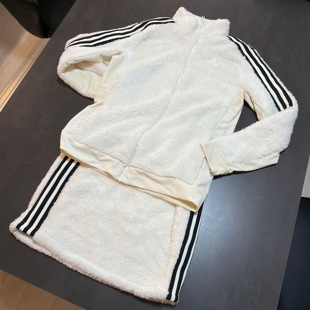 adidas ゴルウェアセットアップ フリースジャケットとスカートセット