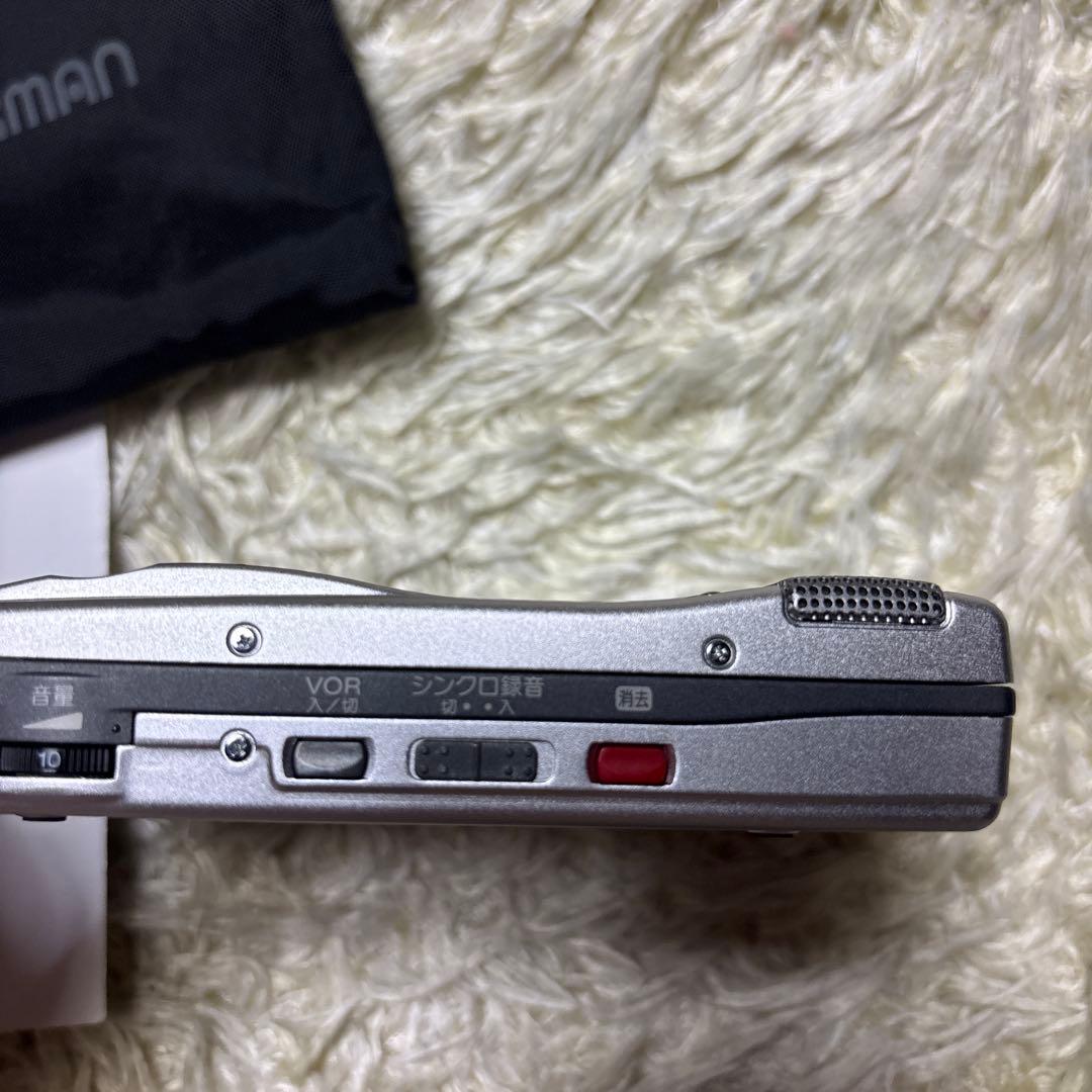 SONY ソニー ポータブルMDプレイヤー MDウォークマン MZ-B100