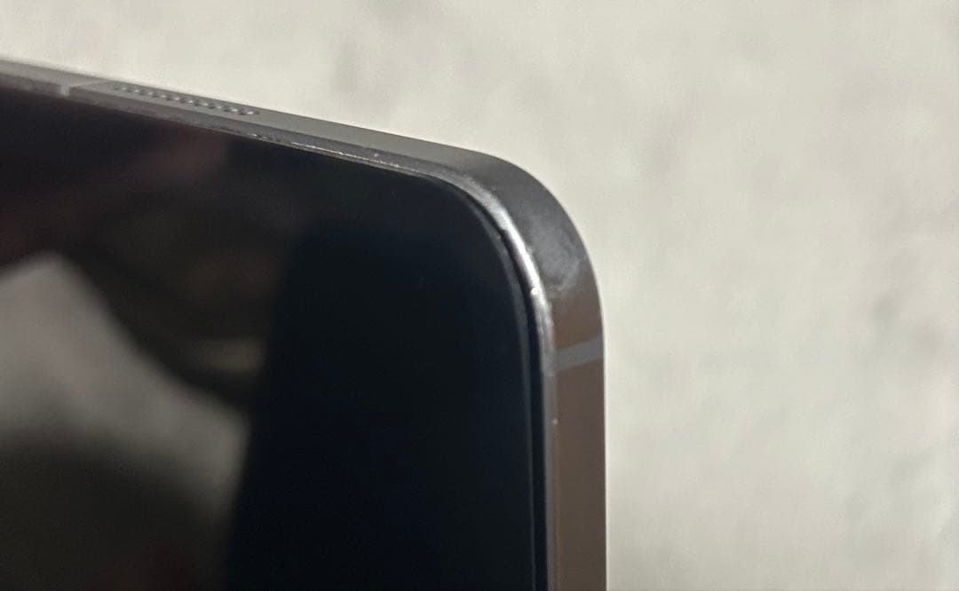 q*u様 iPad Pro 第6世代 12.9インチ 128gb WiFiモデル