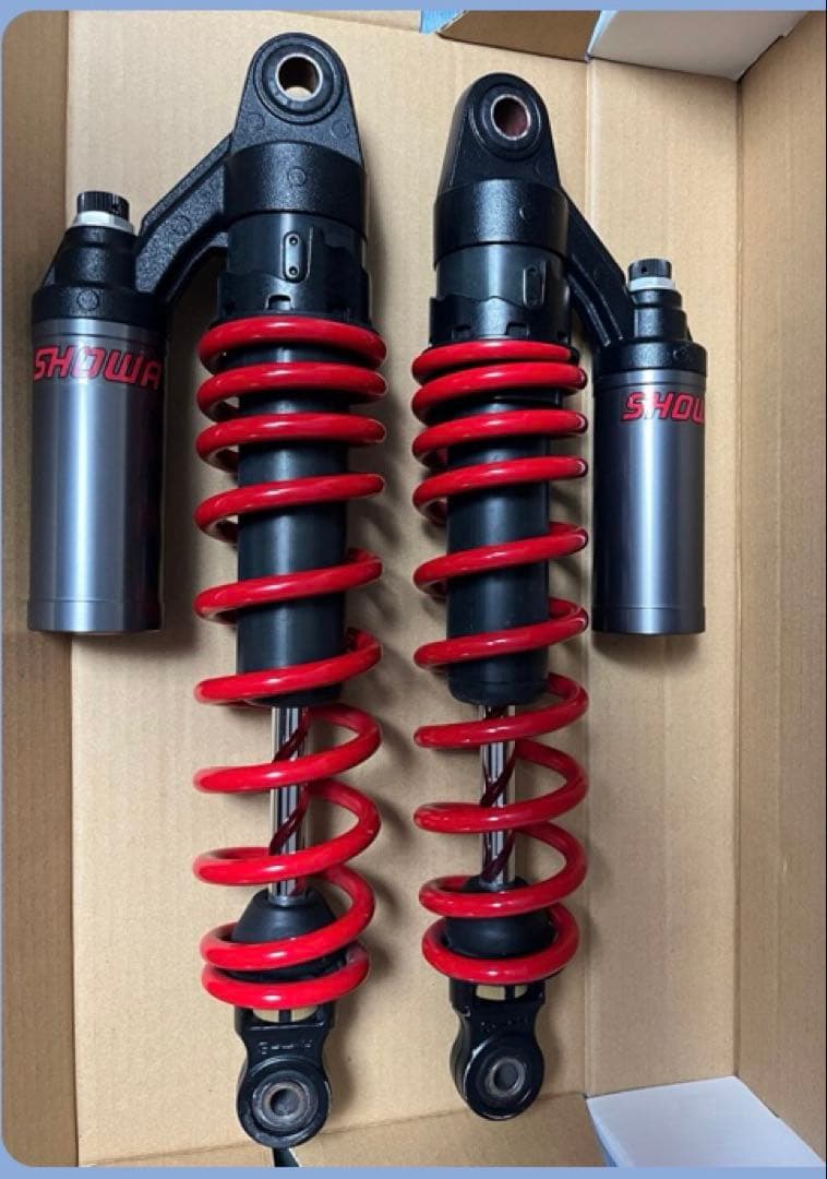 CB1300SF SC54 純正リアサスペンションとブレーキ、クラッチシフト