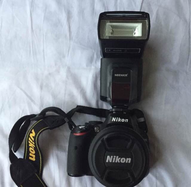 ストロボ２台セット！２台！一眼レフカメラ対応！スピードライト！美品！
