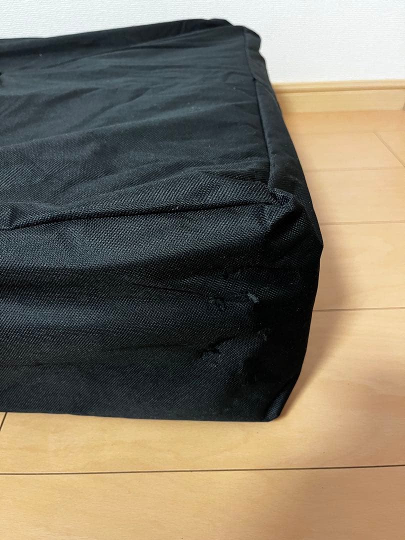 折りたたみマッサージ用施術ベッド