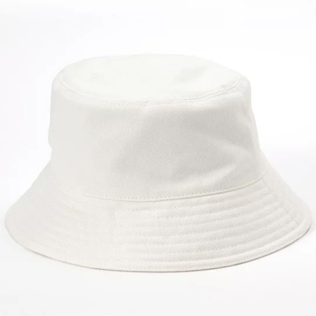 MIUMIU ミュウミュウ ロゴ 刺繍 バケットハット バケハ ホワイト 白