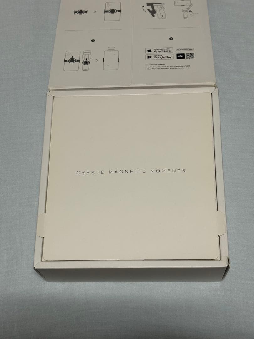 【未使用展示品】DJI OM4 スマホ用ジンバル スタビライザー