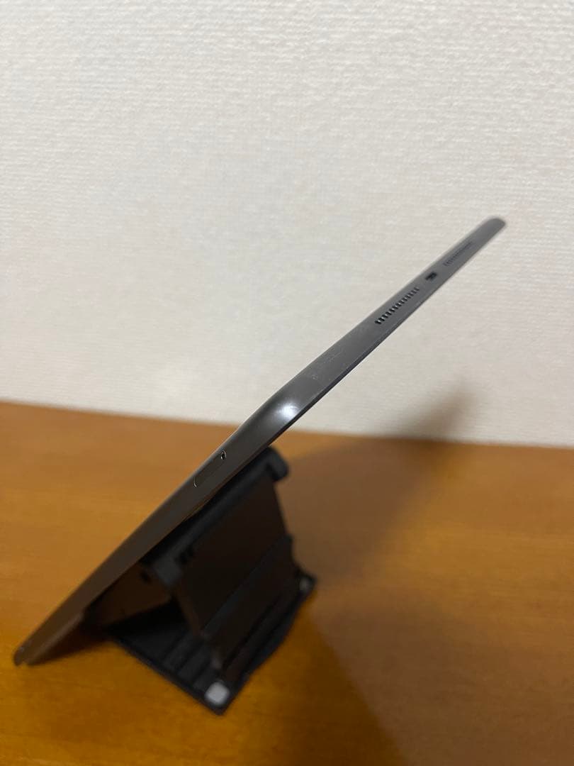 iPad 10.2インチ (第9世代) 64GB WiFi + セルラー